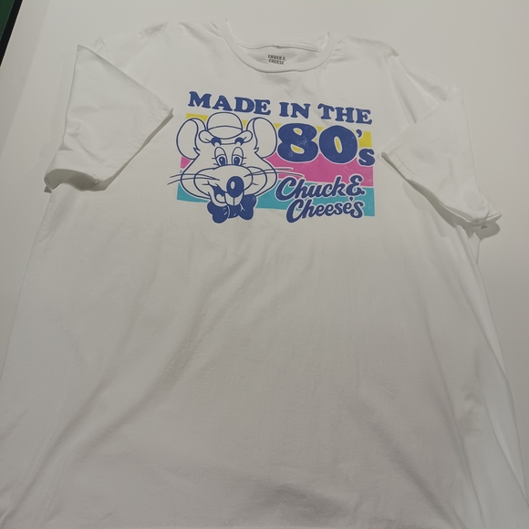 Chuck E Cheese Other - Chuck E. Cheese's White Graphic Tee - Made in the 80's